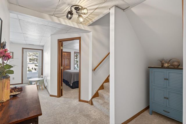 15002 Windemere Lane, Burnsville, MN 55306