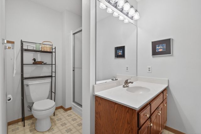 15002 Windemere Lane, Burnsville, MN 55306