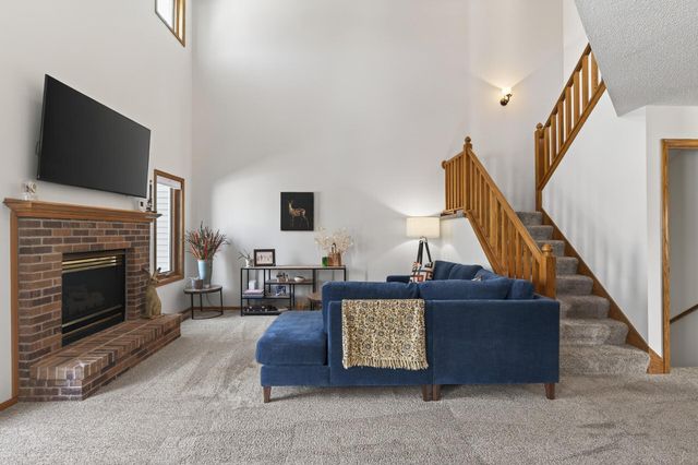 15002 Windemere Lane, Burnsville, MN 55306