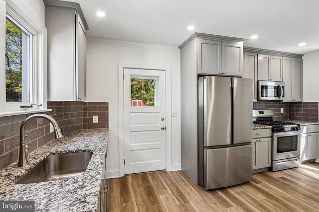 1833 FAIRVIEW AVE, Willow Grove, PA 19090