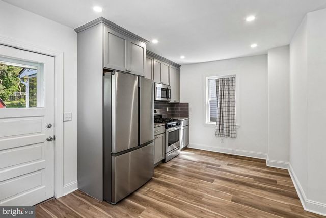 1833 FAIRVIEW AVE, Willow Grove, PA 19090