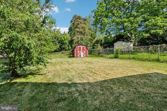 1833 FAIRVIEW AVE, Willow Grove, PA 19090