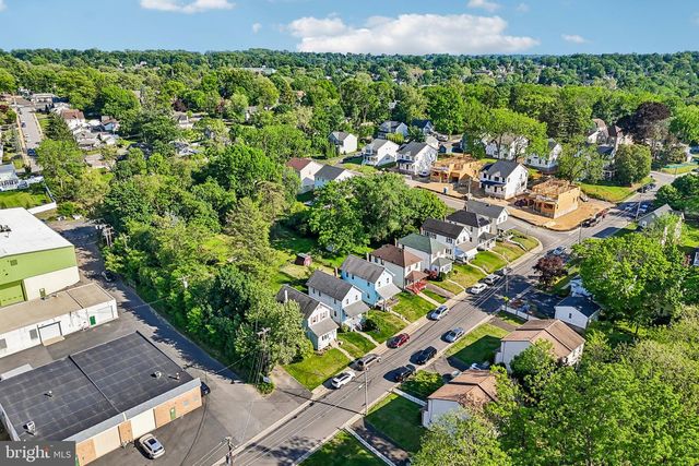 1833 FAIRVIEW AVE, Willow Grove, PA 19090
