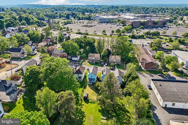 1833 FAIRVIEW AVE, Willow Grove, PA 19090