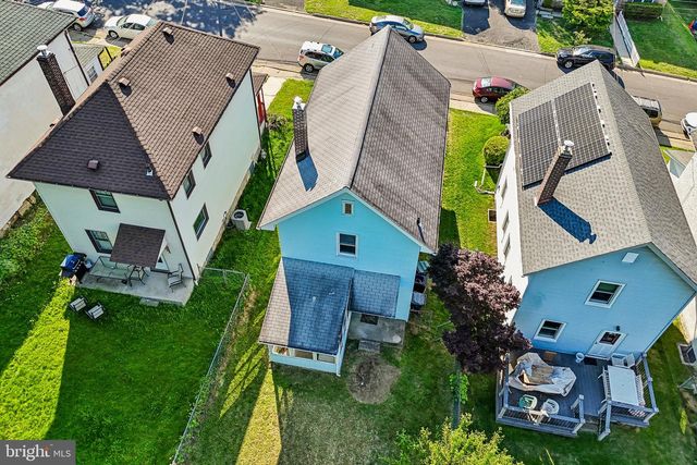 1833 FAIRVIEW AVE, Willow Grove, PA 19090