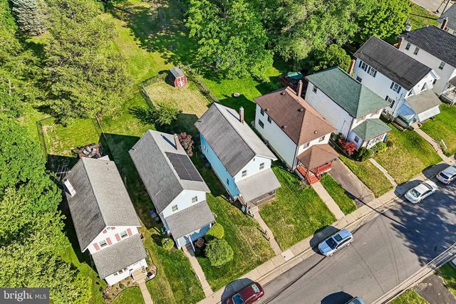 1833 FAIRVIEW AVE, Willow Grove, PA 19090