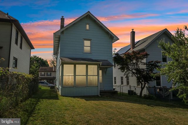 1833 FAIRVIEW AVE, Willow Grove, PA 19090