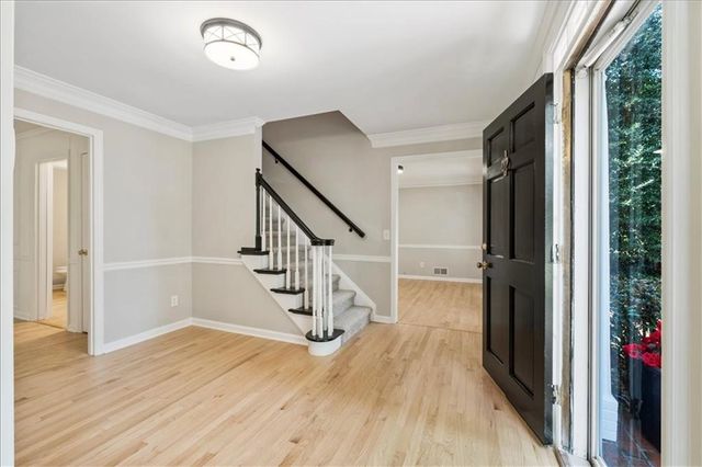 153 Lakeside Drive NW, Kennesaw, GA 30144