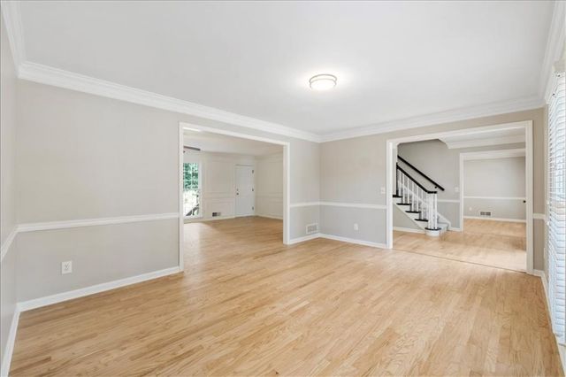 153 Lakeside Drive NW, Kennesaw, GA 30144