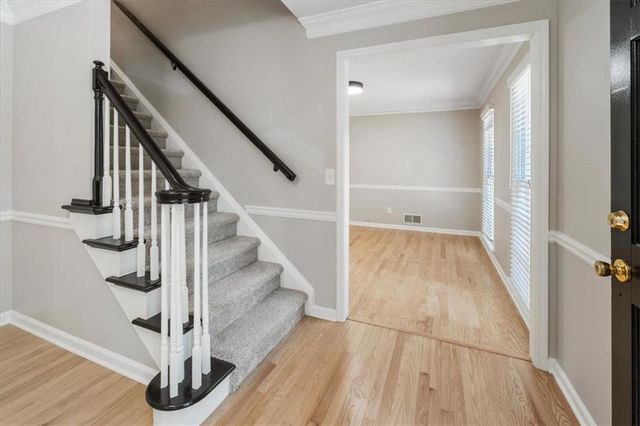 153 Lakeside Drive NW, Kennesaw, GA 30144