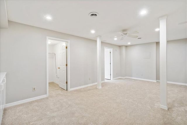 153 Lakeside Drive NW, Kennesaw, GA 30144