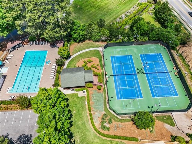 153 Lakeside Drive NW, Kennesaw, GA 30144