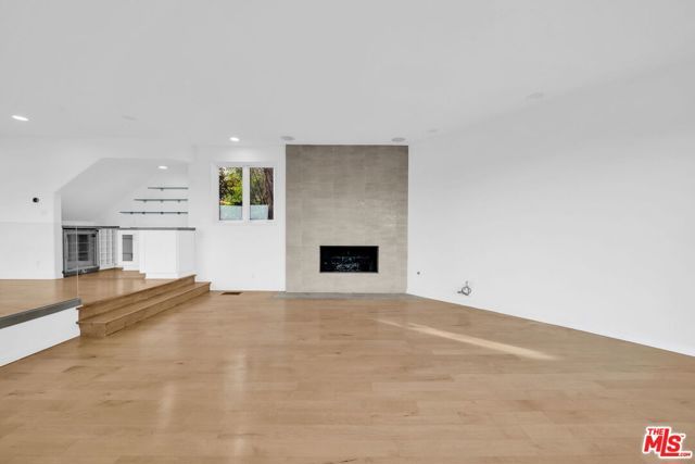 15263 Mulholland Drive, Los Angeles, CA 90077