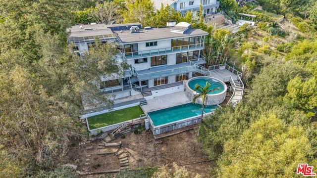 15263 Mulholland Drive, Los Angeles, CA 90077