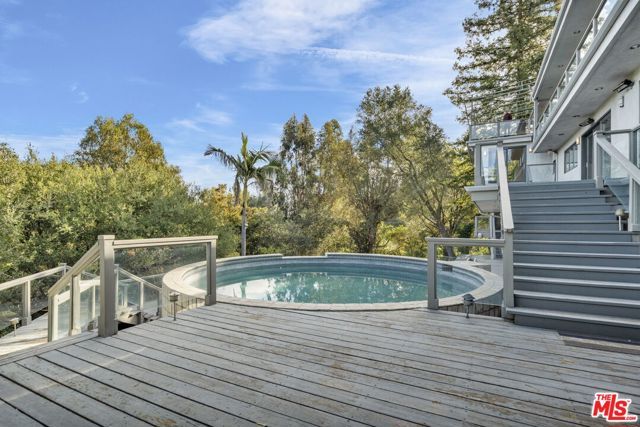 15263 Mulholland Drive, Los Angeles, CA 90077