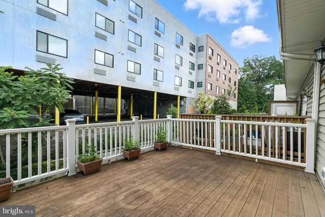 3823 LAURISTON ST, Philadelphia, PA 19128