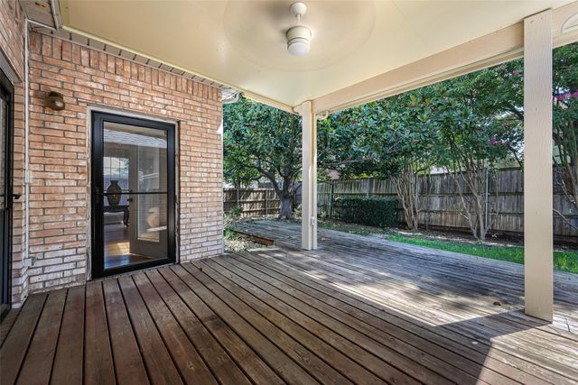 1004 Tennison Drive, Euless, TX 76039