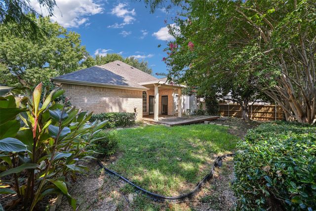 1004 Tennison Drive, Euless, TX 76039