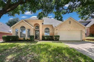 1004 Tennison Drive, Euless, TX 76039