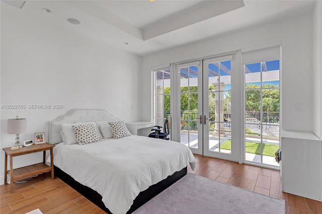 350 Redwood Ln, Key Biscayne, FL 33149