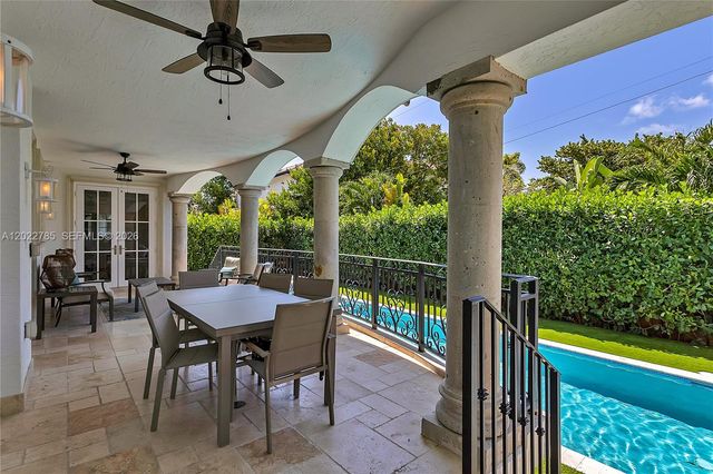 350 Redwood Ln, Key Biscayne, FL 33149