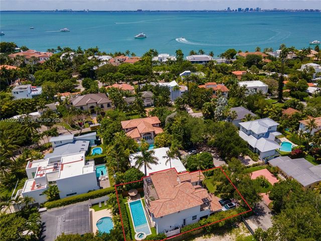 350 Redwood Ln, Key Biscayne, FL 33149