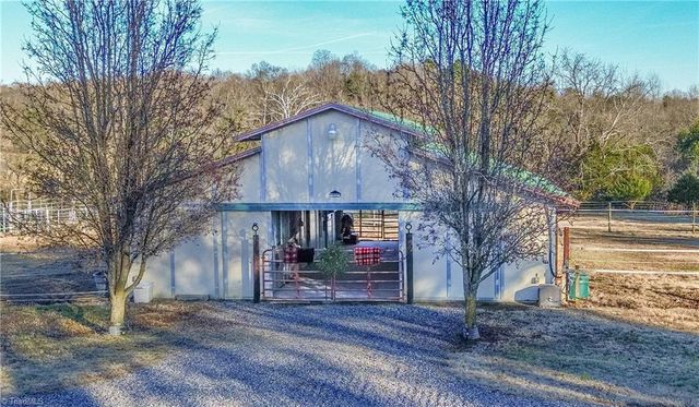 646 Longview Road, Statesville, NC 28625