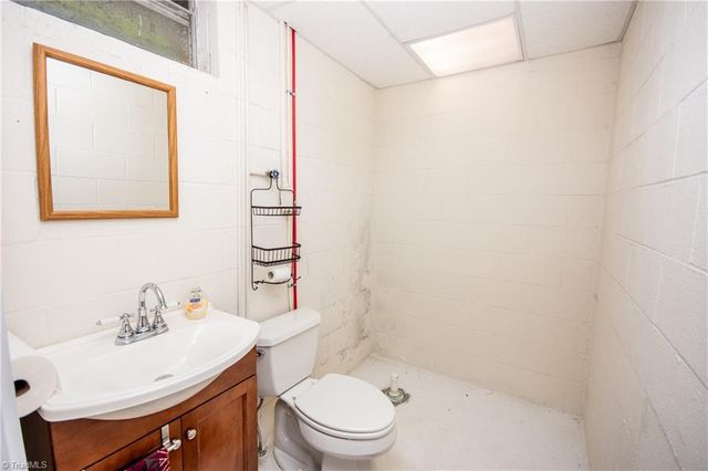 646 Longview Road, Statesville, NC 28625