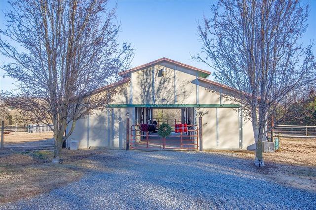 646 Longview Road, Statesville, NC 28625