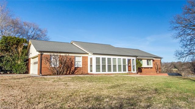 646 Longview Road, Statesville, NC 28625