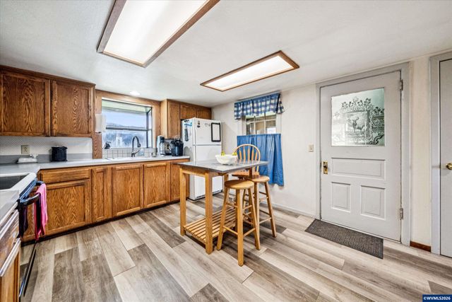 14604 Woodburn Monitor Rd NE, Woodburn, OR 97071