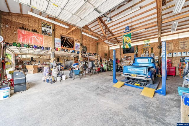 14604 Woodburn Monitor Rd NE, Woodburn, OR 97071