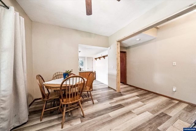 14604 Woodburn Monitor Rd NE, Woodburn, OR 97071