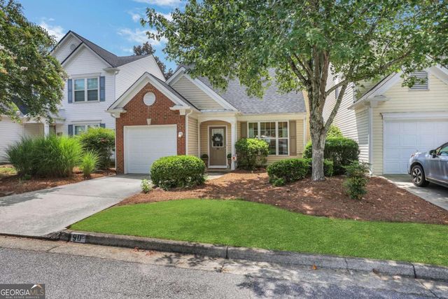 90 Regency Road, Roswell, GA 30022