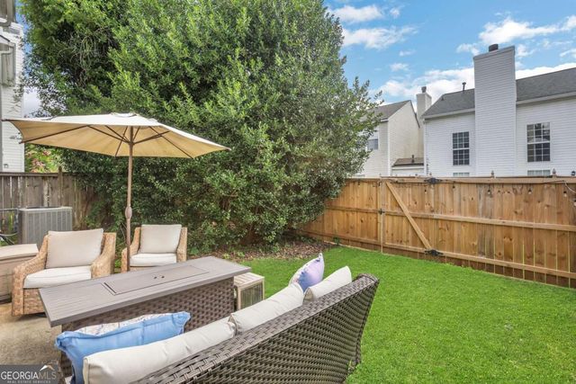 90 Regency Road, Roswell, GA 30022
