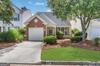 90 Regency Road, Roswell, GA 30022