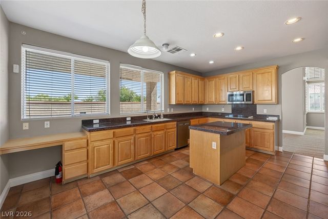 2200 Menifee Court, Las Vegas, NV 89134