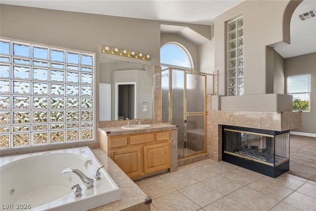 2200 Menifee Court, Las Vegas, NV 89134