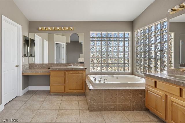 2200 Menifee Court, Las Vegas, NV 89134