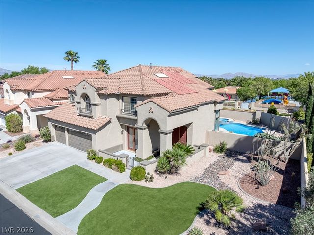 2200 Menifee Court, Las Vegas, NV 89134