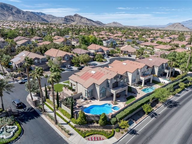 2200 Menifee Court, Las Vegas, NV 89134