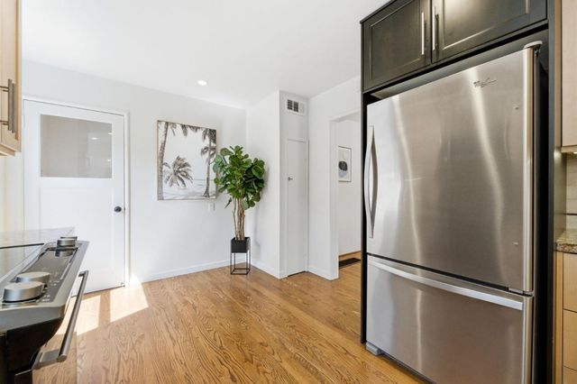 2351 Louis Road, Palo Alto, CA 94303