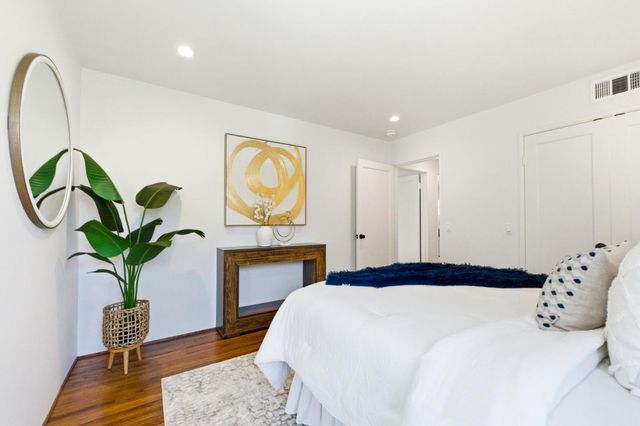 2351 Louis Road, Palo Alto, CA 94303