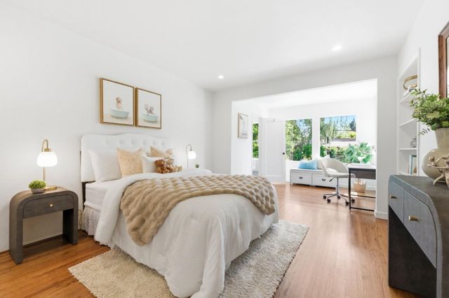 2351 Louis Road, Palo Alto, CA 94303