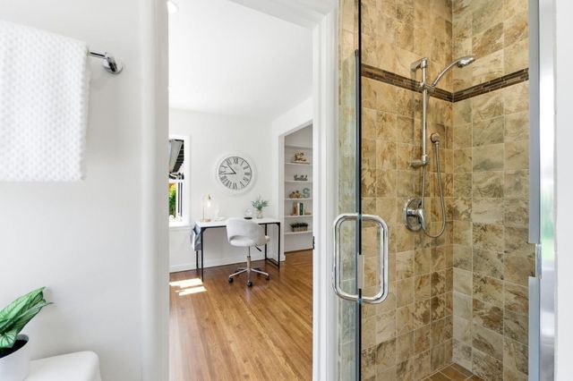 2351 Louis Road, Palo Alto, CA 94303