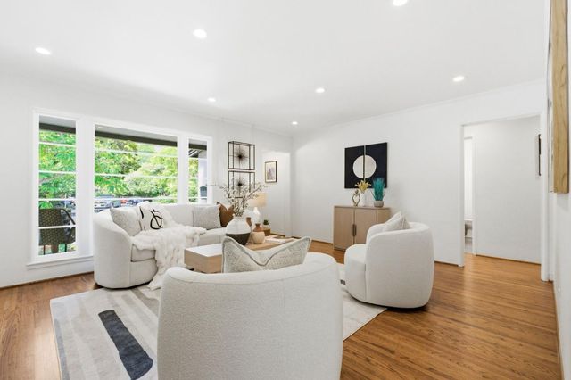 2351 Louis Road, Palo Alto, CA 94303