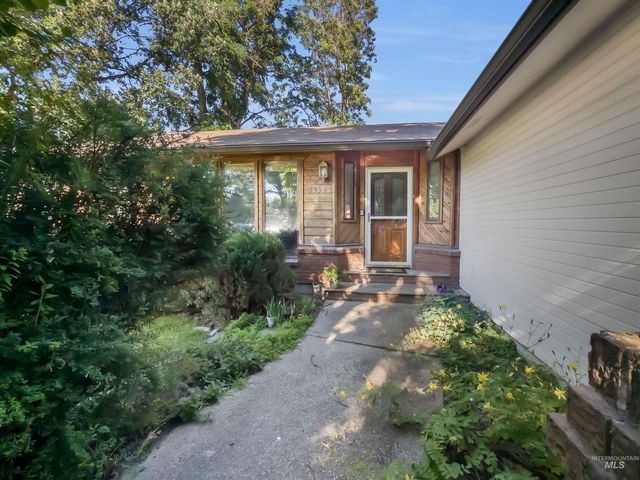 3950 N Whitehead, Boise, ID 83703