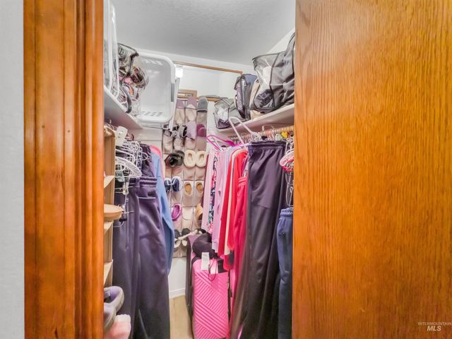 3950 N Whitehead, Boise, ID 83703
