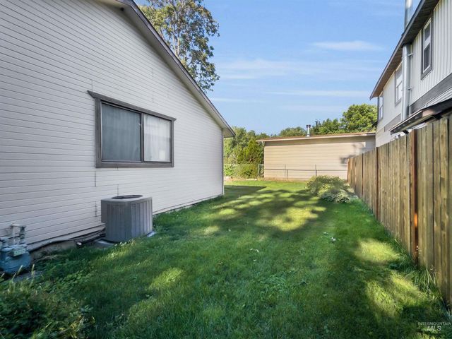 3950 N Whitehead, Boise, ID 83703