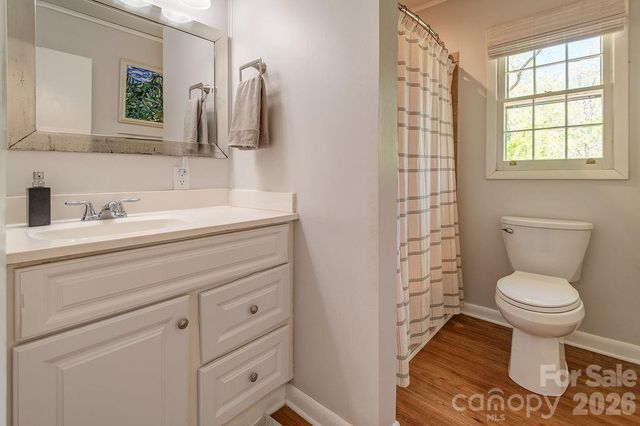 24 Forest Lane, Black Mountain, NC 28711